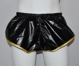 Nylon Shorts Dennys aus leichtem, hochgl&auml;nzendem schwarzem Gewebe
